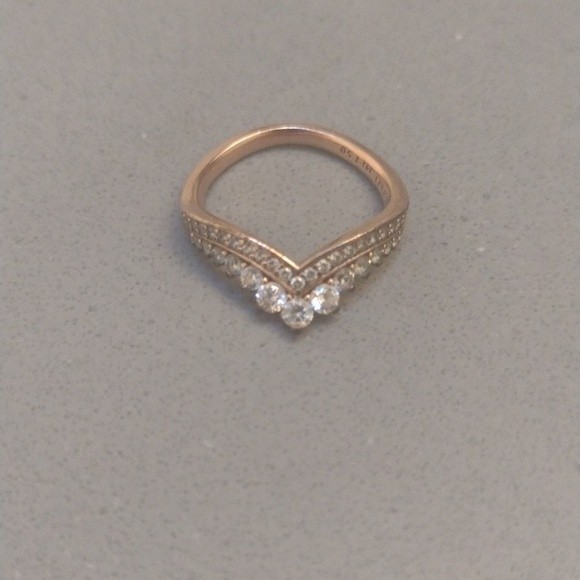 Pandora Jewelry - Pandora Timeless Wish Tiara ring